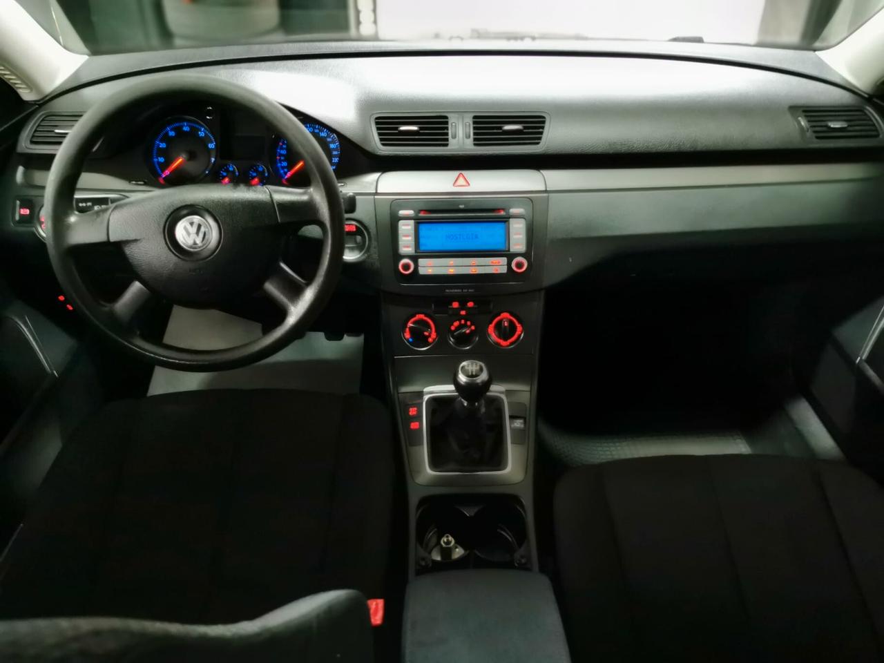 Volkswagen Passat 1.6/102CV Trendline GPL GARANZIA 12 MESI