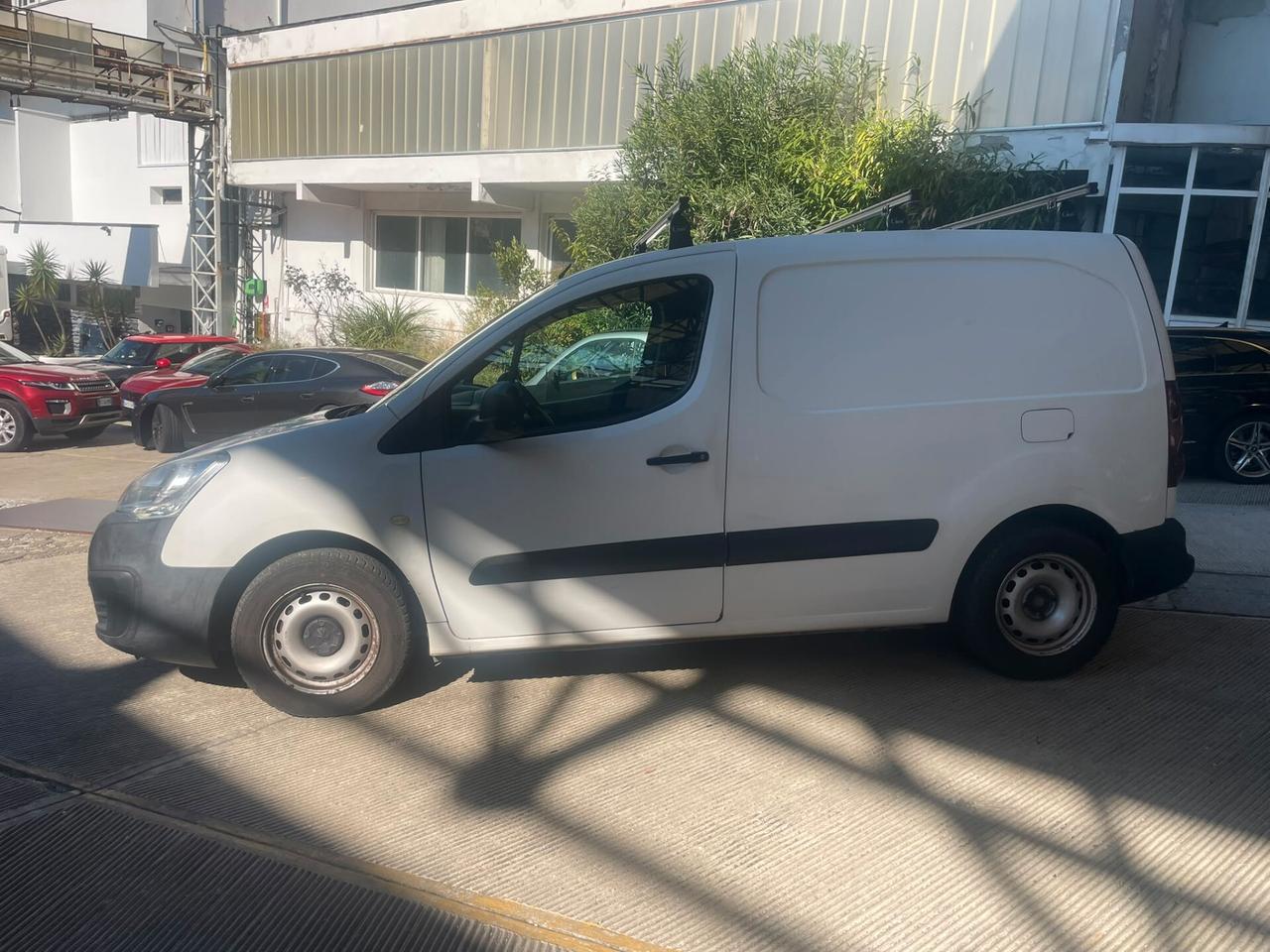 Peugeot Partner BlueHDi 100 3 posti Furgone Premium