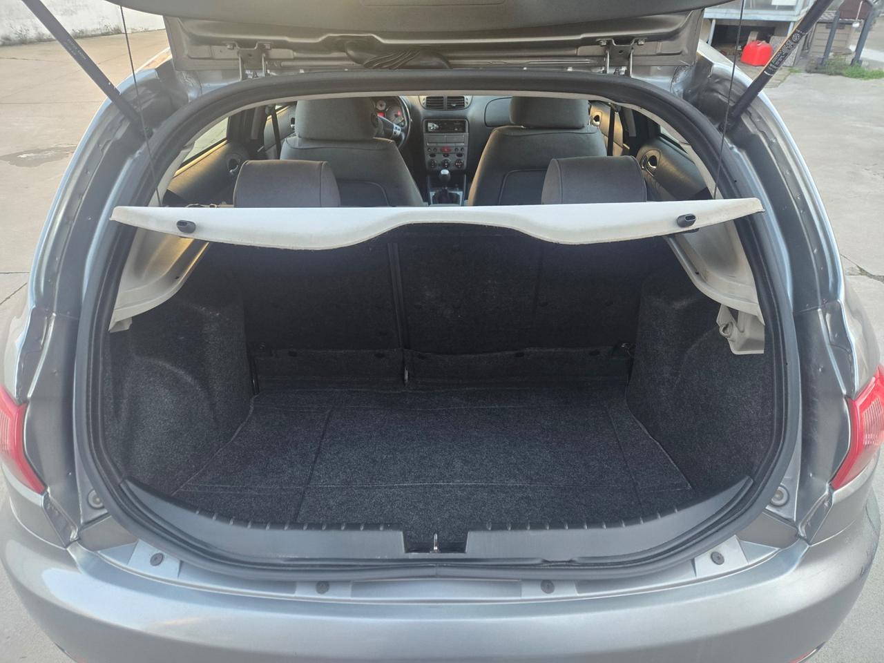 Alfa Romeo 147 5p 1.9 jtd Murphy&Nye 120cv