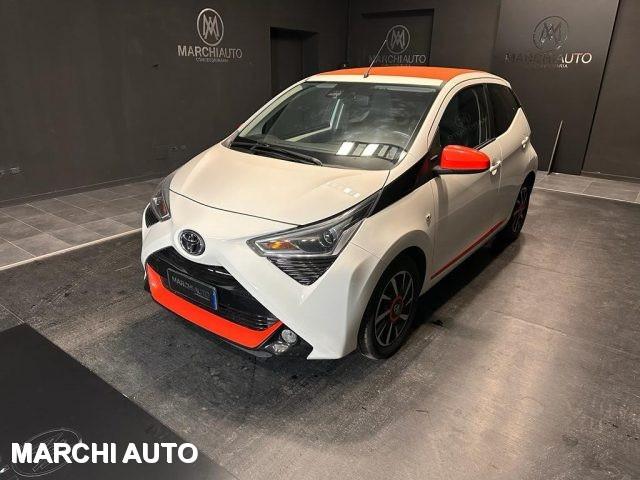 TOYOTA Aygo 1.0 VVT-i 72 CV 5 porte x-wave orange