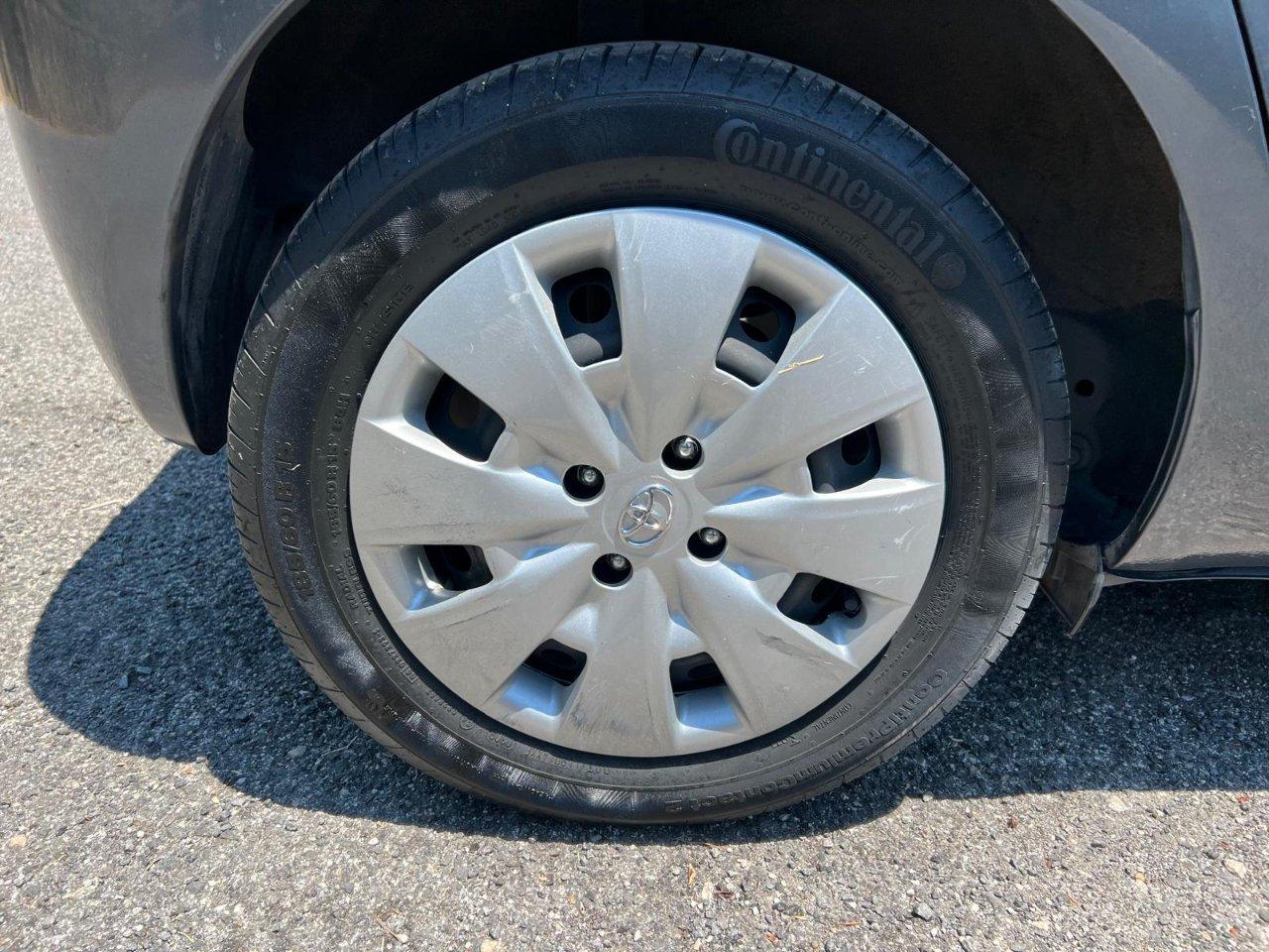 Toyota Yaris 5 Porte Yaris 5p 1.3 dual Sol my10 km 70000!