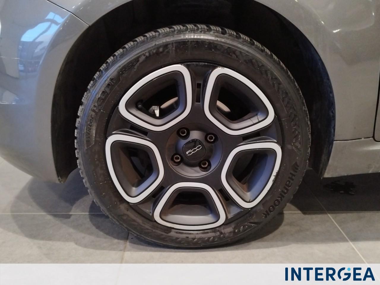 FIAT 500 1.0 hybrid Connect 70cv