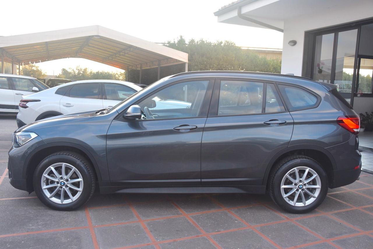 BMW X1 sDrive18d 150cv Business Advantage Aut.