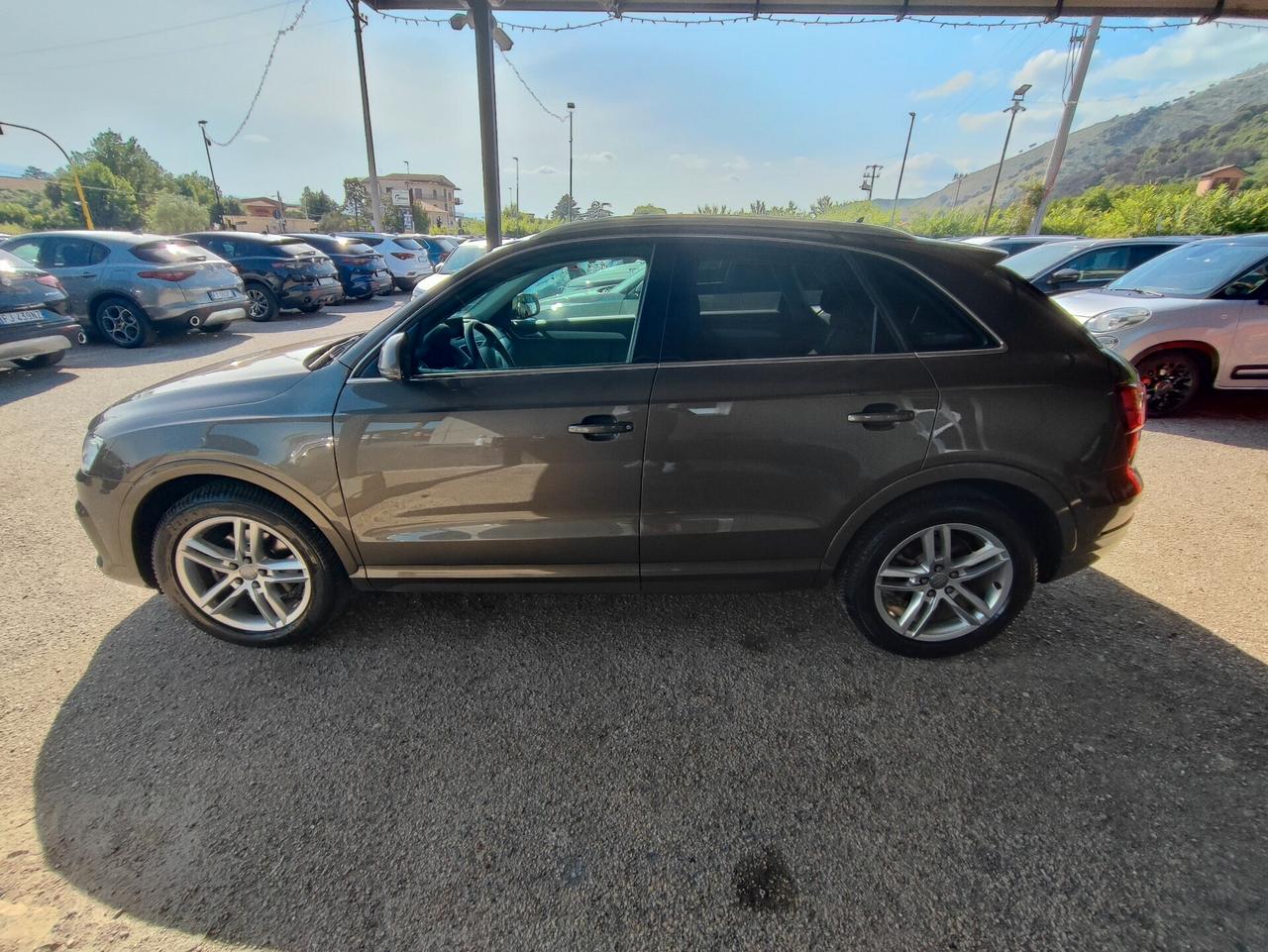 Audi Q3 2.0 TDI 150 CV quattro S tronic Sport