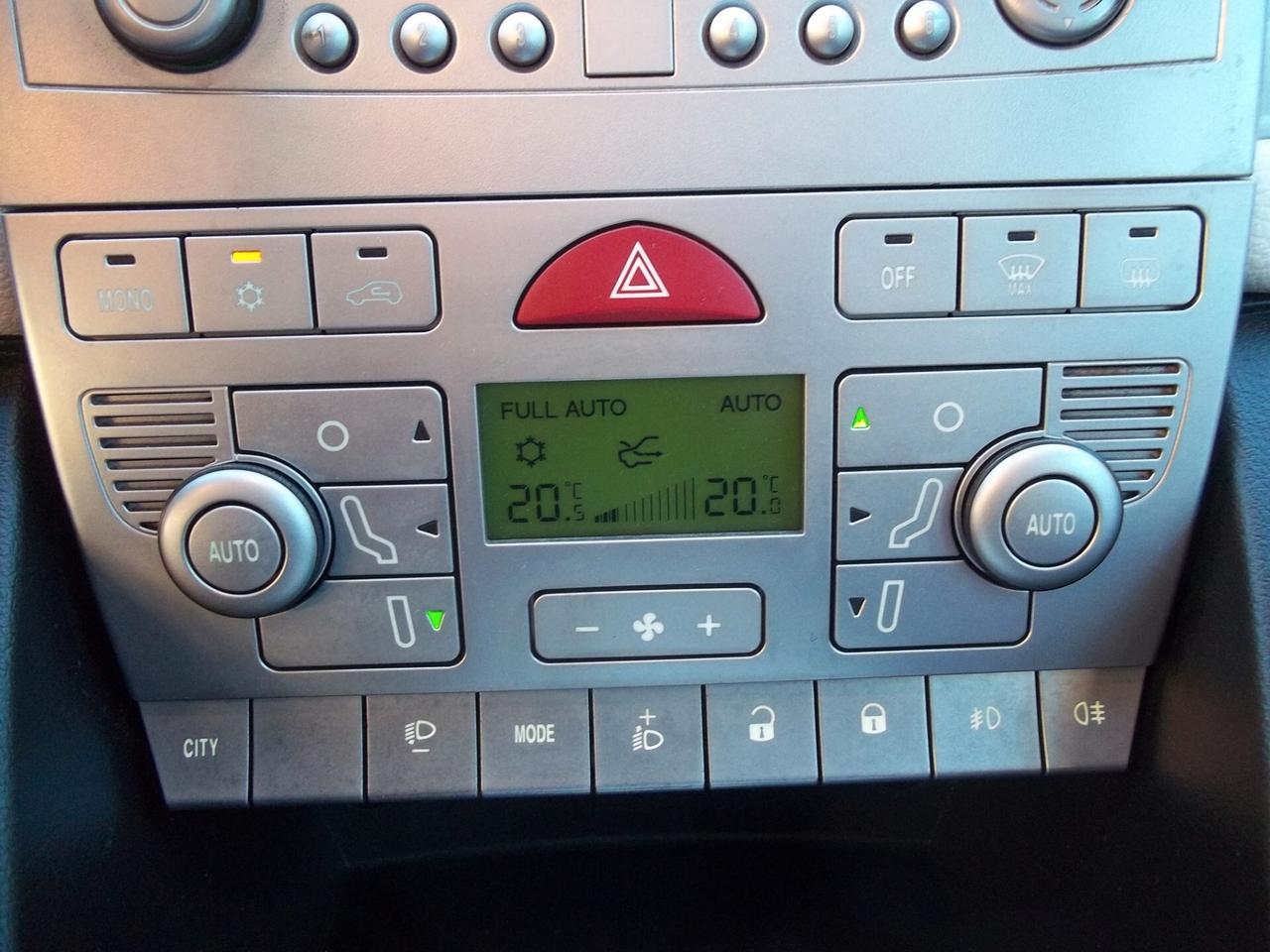 Lancia Ypsilon Elle Collection 1.2 8v 109.400km