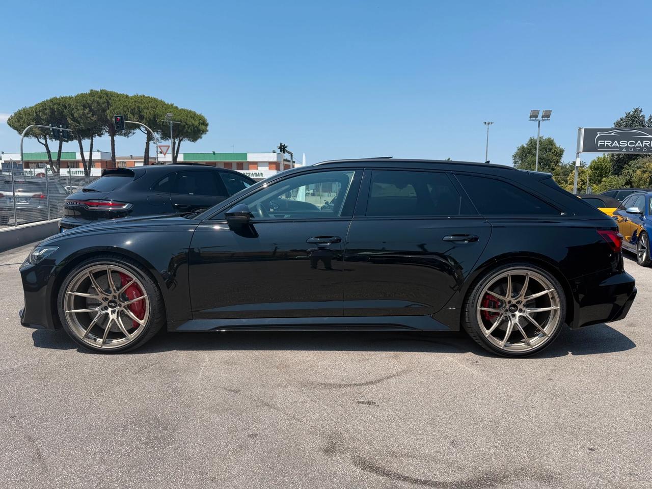 Audi RS6 Avant /carboceramici/tetto/4stz/pelle cuoio/scarico/head/strafull