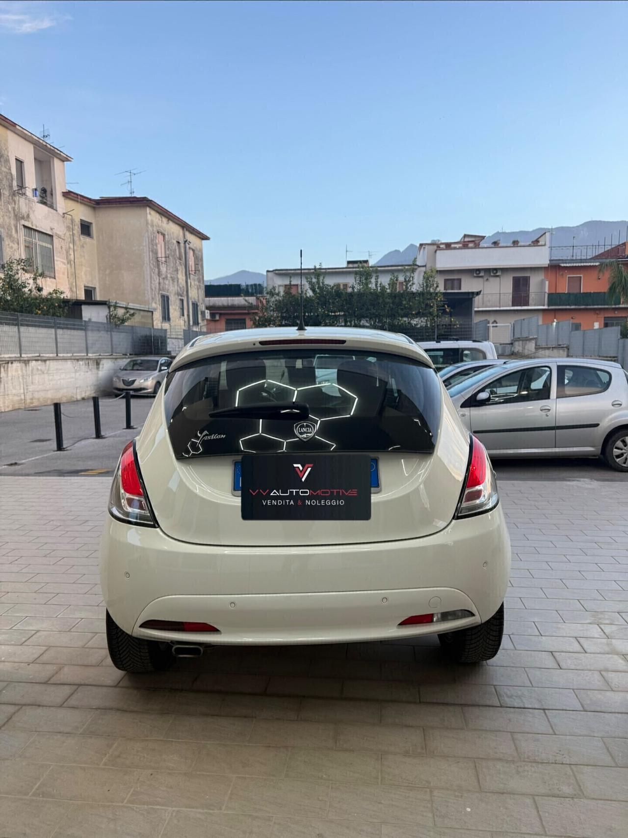 Lancia Ypsilon 1.3 MJT 16V 95 CV 5 porte S&S Gold