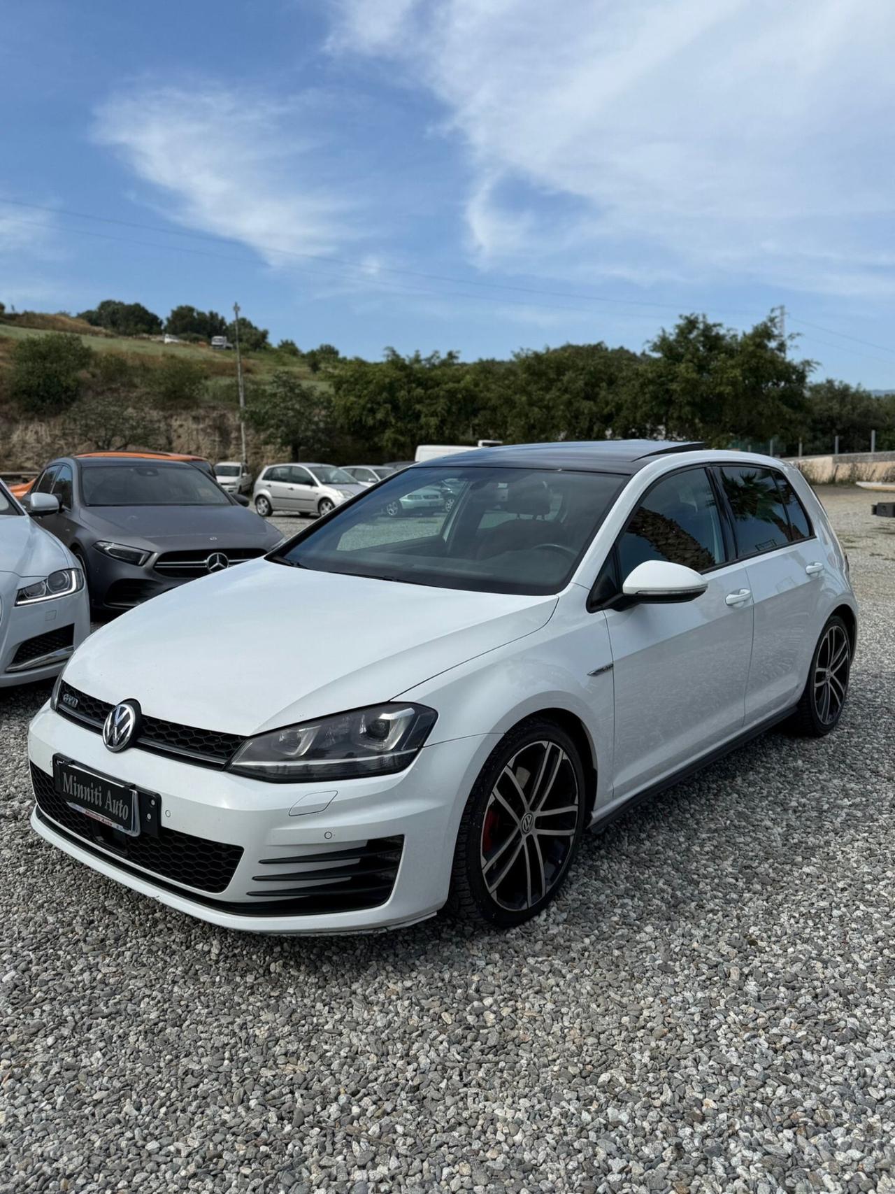 Volkswagen Golf GTD 2.0 TDI DSG 5p. BlueMotion Technology