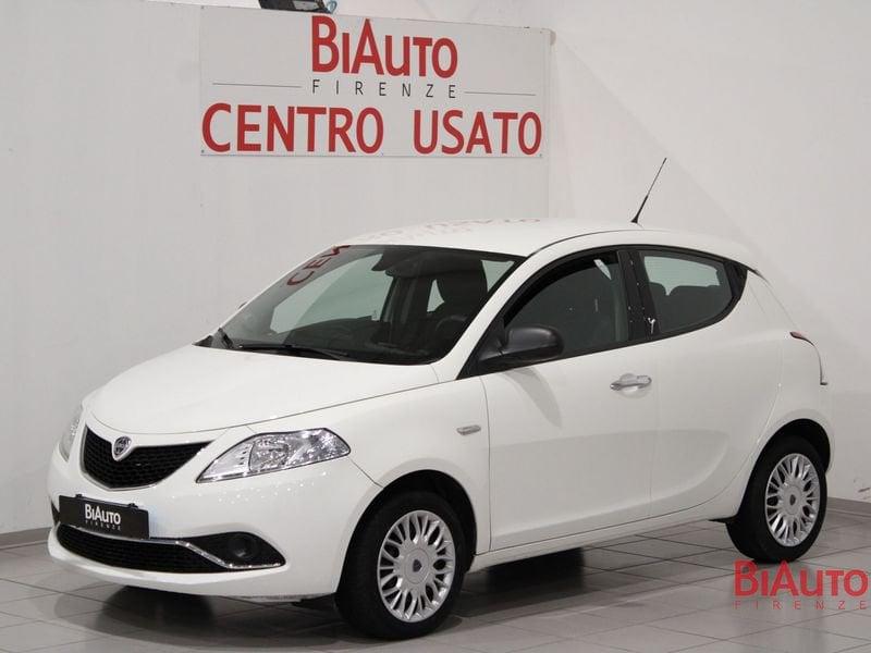 Lancia Ypsilon Ypsilon 1.2 69 CV 5 porte Silver