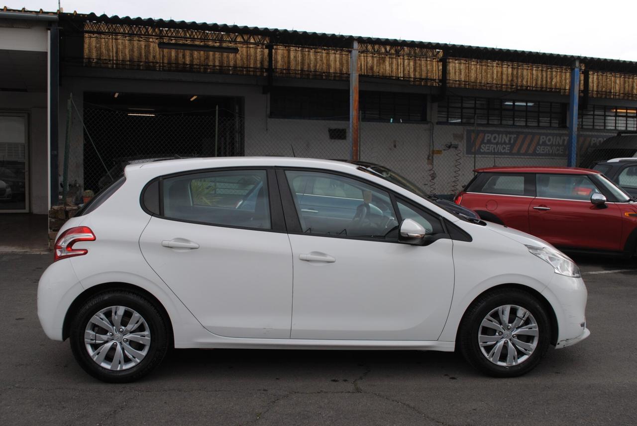 PEUGEOT 208 1.2 82 CV OK NEOPATENTATI