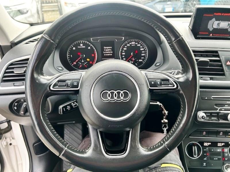 Audi Q3 2.0 TDI 120 CV Sport