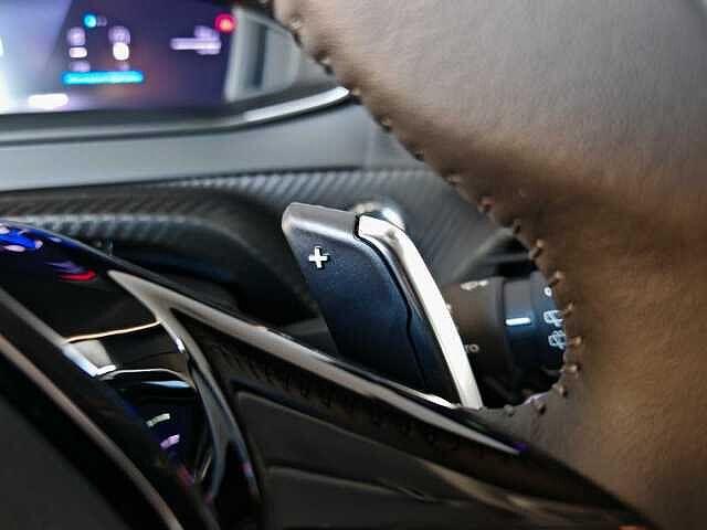 Peugeot 208 Hybrid 136 e-DCS6 Allure