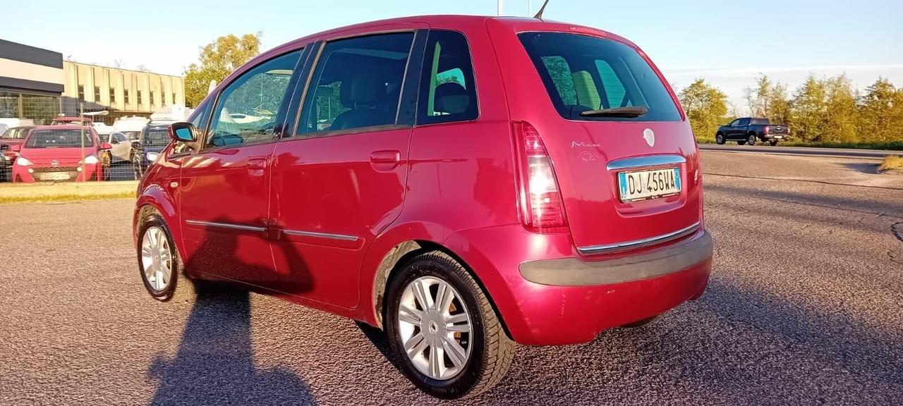 Lancia MUSA 1.4 16V Platino Plus