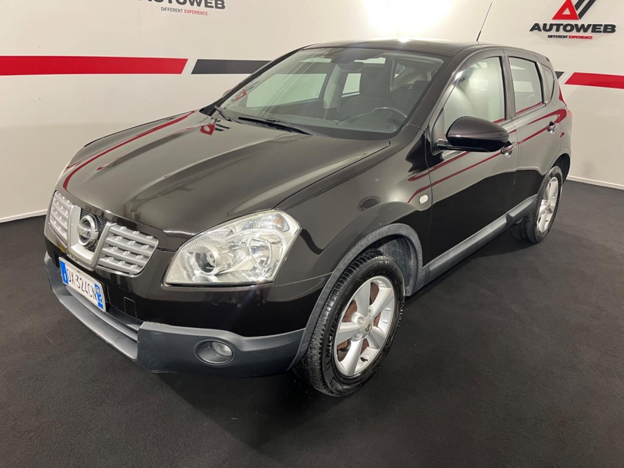 Nissan Qashqai 2.0 dCi DPF 4WD Tekna