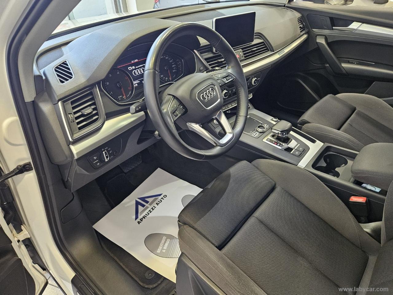 AUDI Q5 2.0 TDI quattro S tr. Business Sport