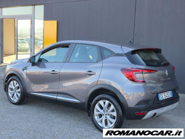 RENAULT Captur Blue dCi 115 CV EDC Business Navy