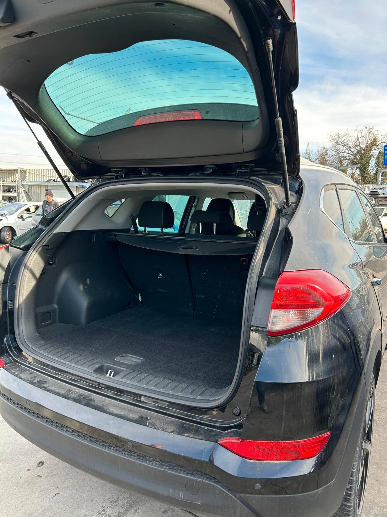 Hyundai Tucson 1.7 CRDi Sound Edition