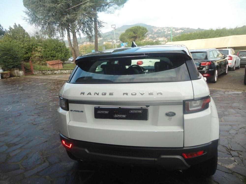 Land Rover Range Evoque 2.0 eD4 5p. Urban Attitude Edition