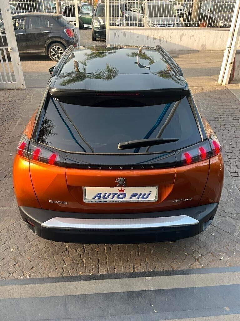 Peugeot 2008 BlueHDi 100 S&S GT Line BICOLOR