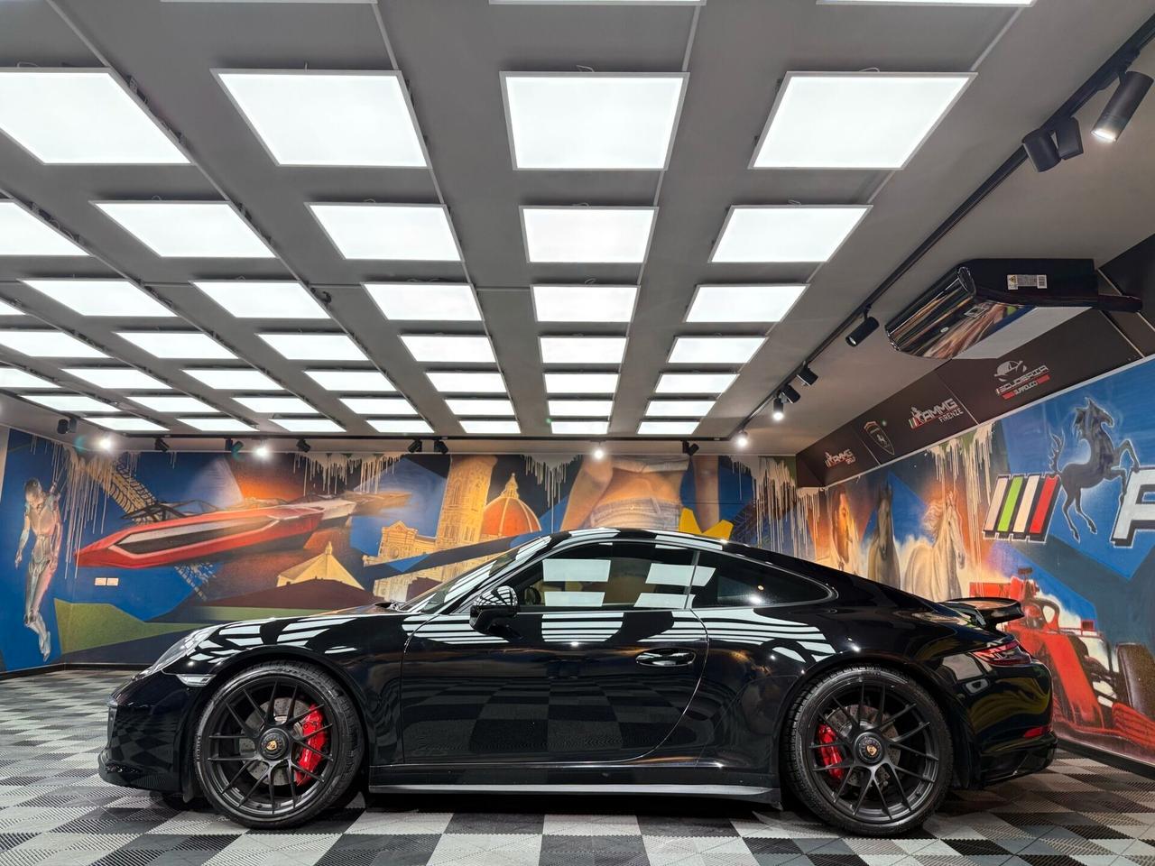 Porsche 911 3.0 Carrera 4 GTS Coupé (371)