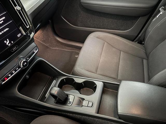 VOLVO XC40 T5 Recharge Plug-in Hybrid Inscription Expression