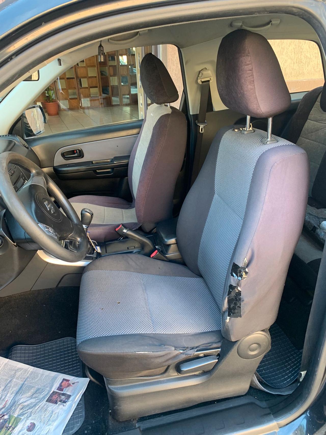 Suzuki Grand Vitara 1.9 DDiS 3 porte
