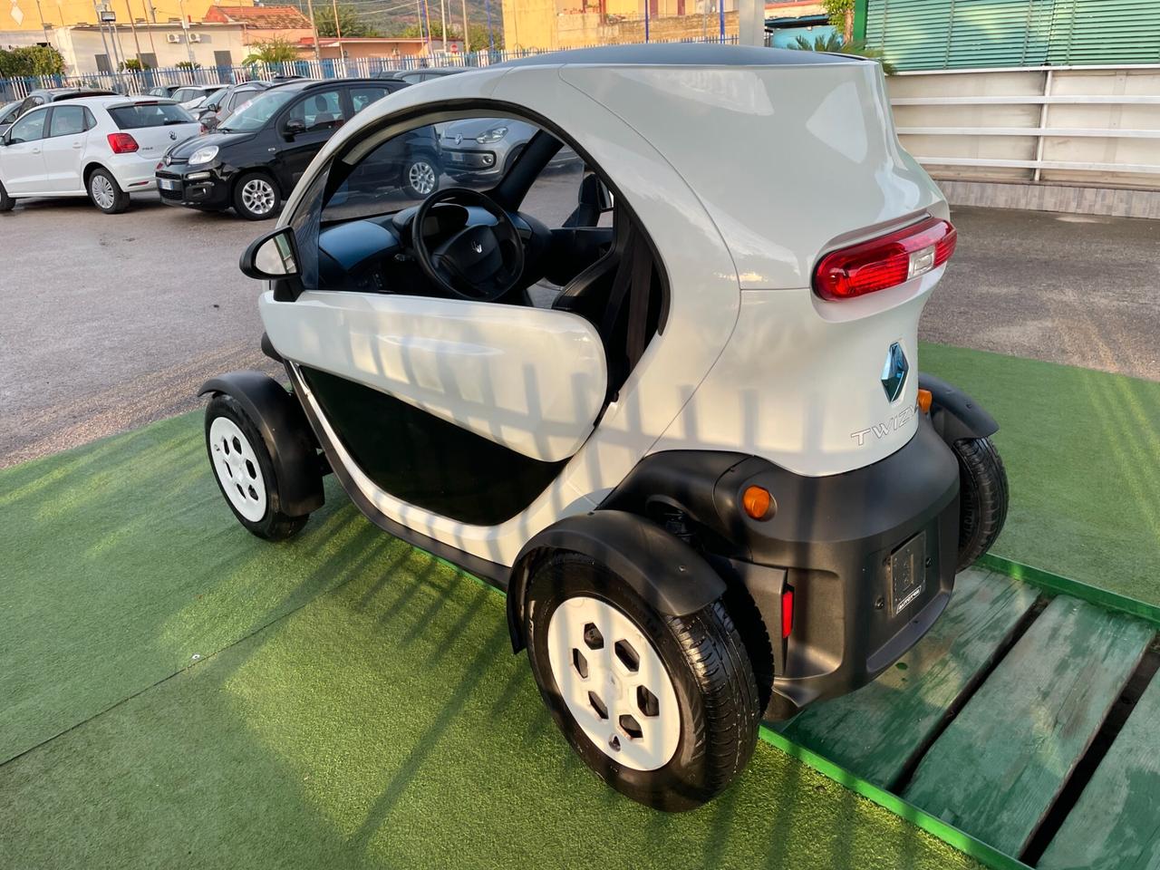 Renault Twizy 45