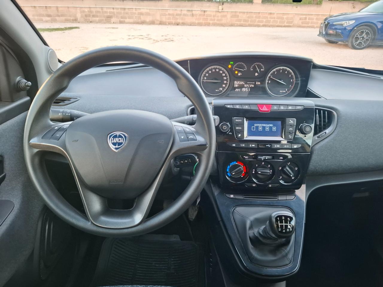 Ypsilon 1.0 5 porte S&S Hybrid Gold *LED-CLIMA*