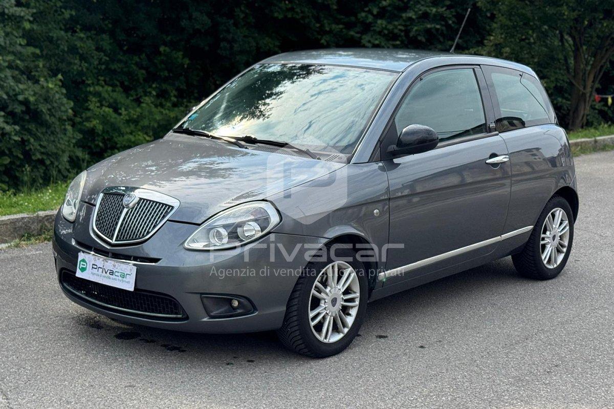 LANCIA Ypsilon 1.2 69 CV Unyca