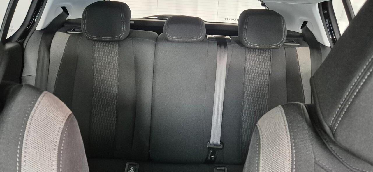 PEUGEOT 308 1.2 110CV 7.000 KM 09/2016