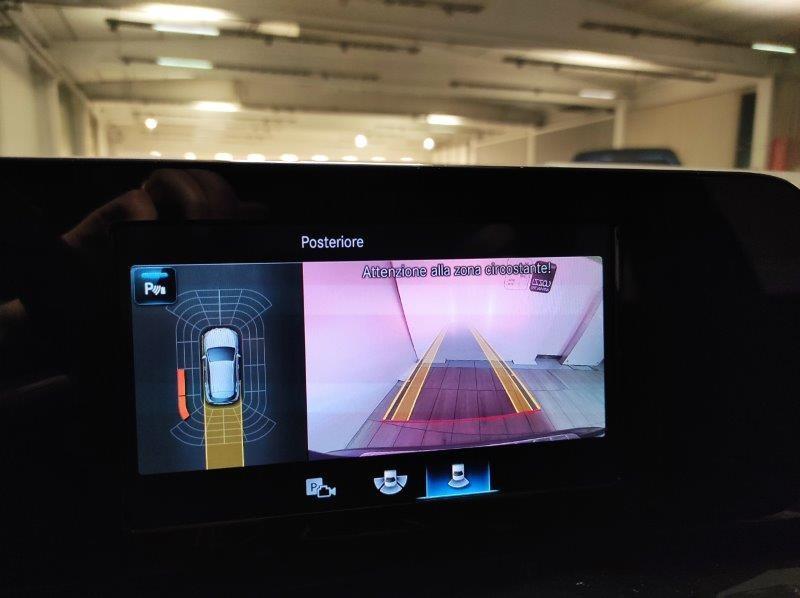 Mercedes-Benz GLA (H247) - GLA 250 Automatic Sport