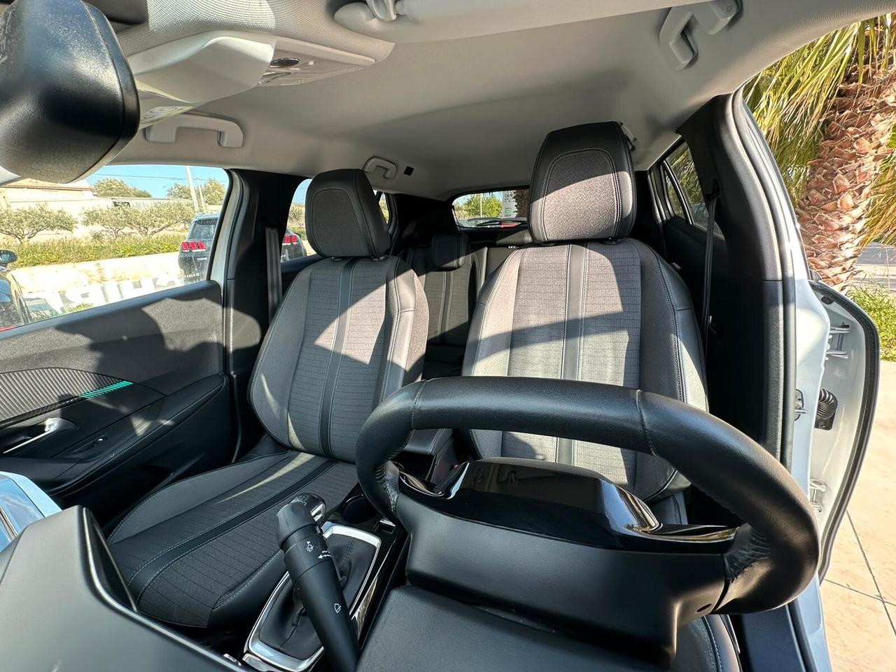 Peugeot 2008 1.5 BlueHDi 110 CV S&S Allure