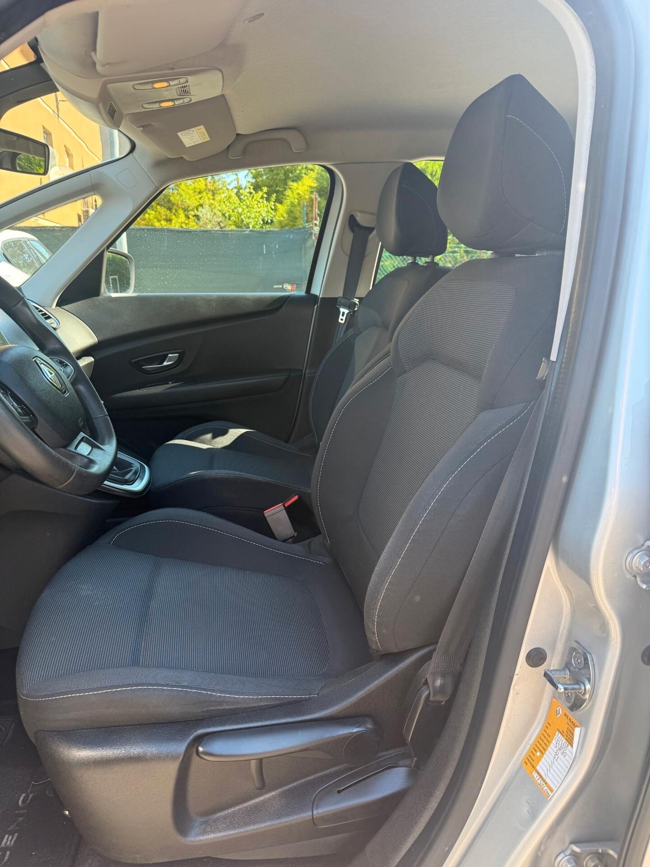 Renault Scenic 1.5 dci - NAV. - 12 MESI DI GARANZIA -