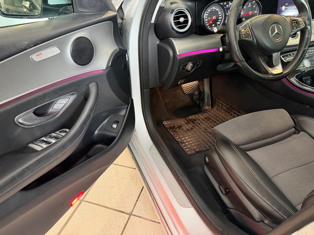 Mercedes-benz E 220 d Auto Exclusive