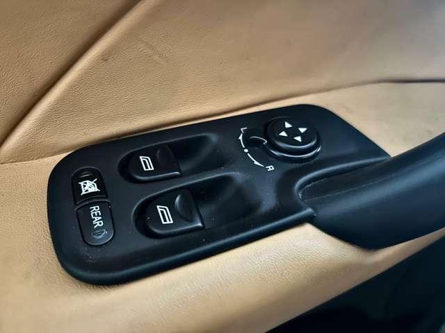 Alfa Romeo GT 3.2 V6 24v BUSSO