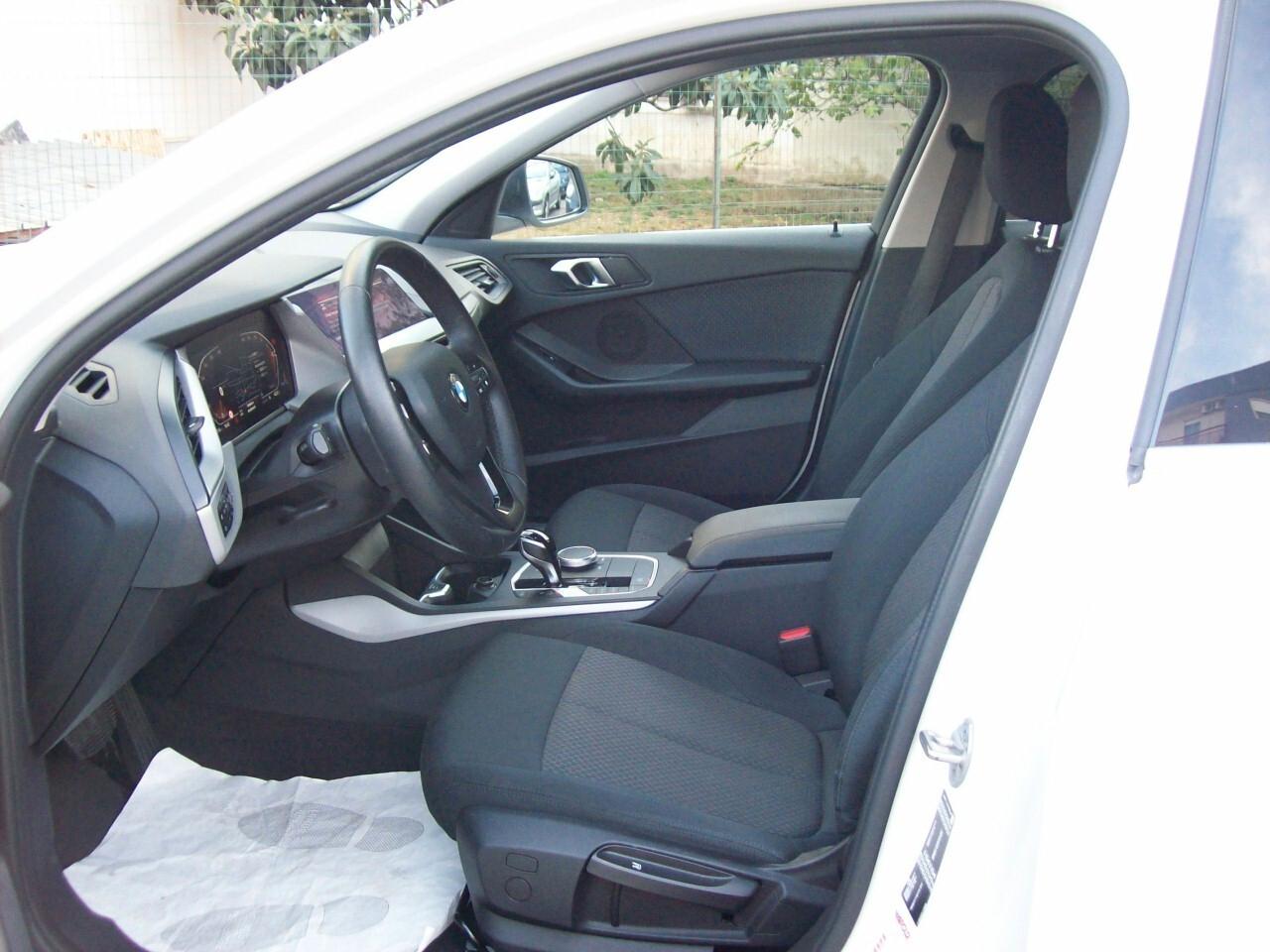 Bmw 116d 5p Steptronic Business Advantage