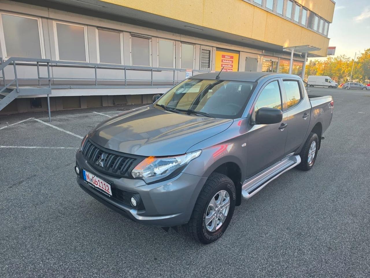 Mitsubishi L200 DC CLIMA CERCHI E GANCIO