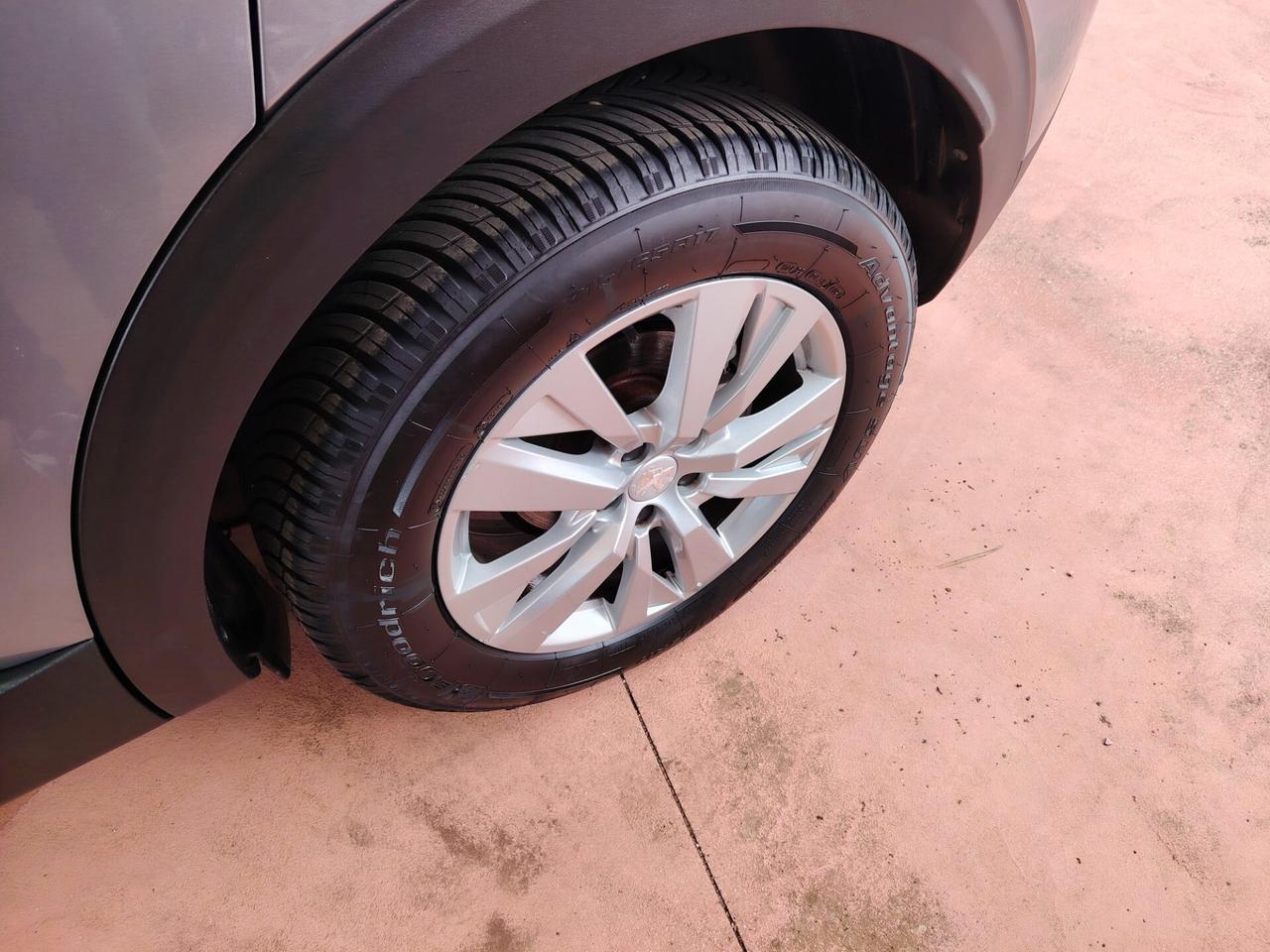 Peugeot 3008 1.6 BlueHDi 120 S&S Business 2018