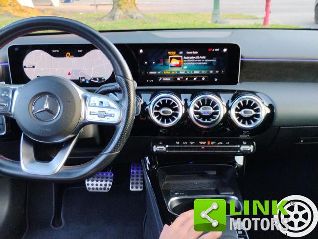 MERCEDES-BENZ A 220 Premium AMG