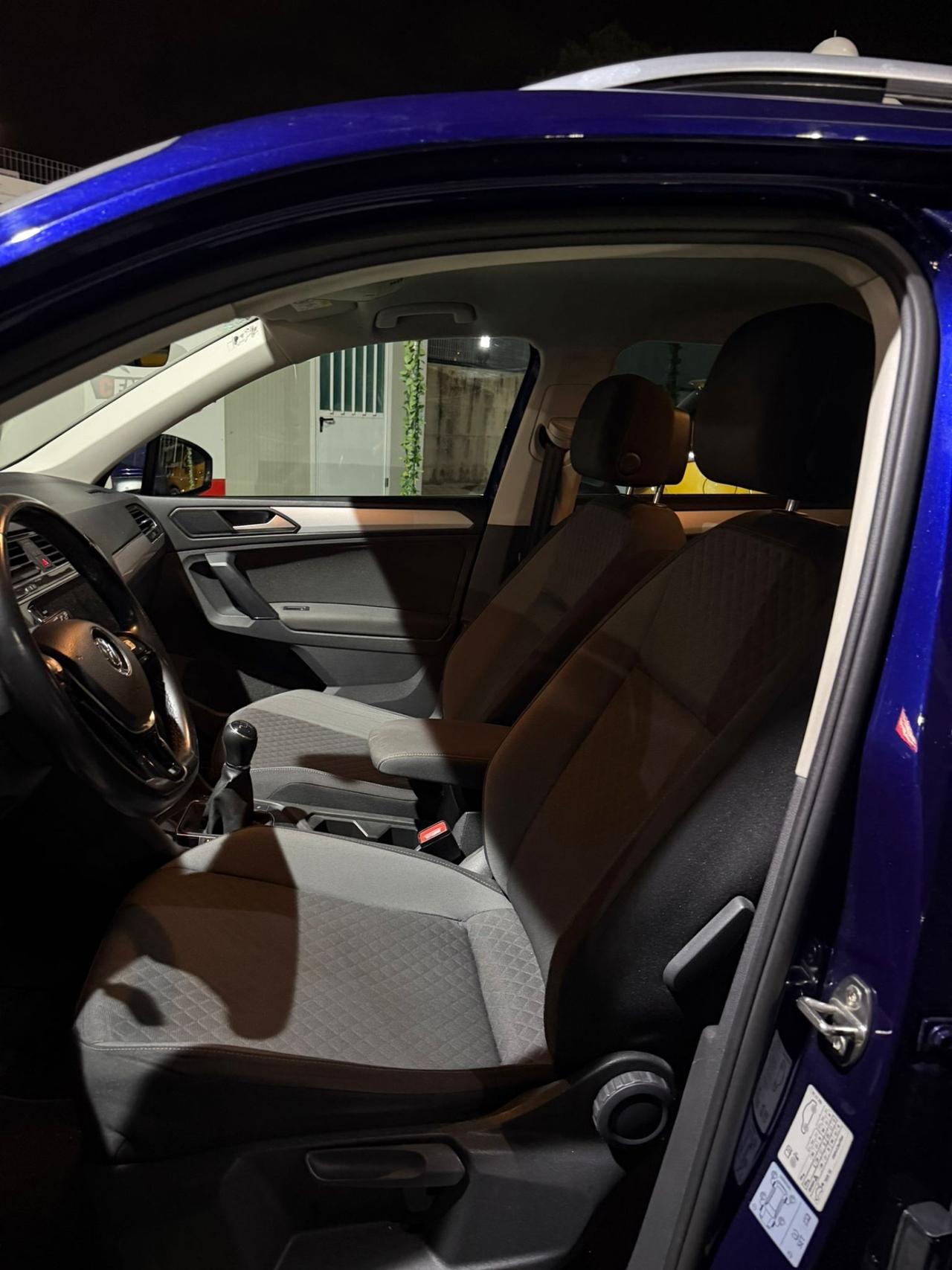 Volkswagen Tiguan 1.6 BlueMotion 10/2019 Technology