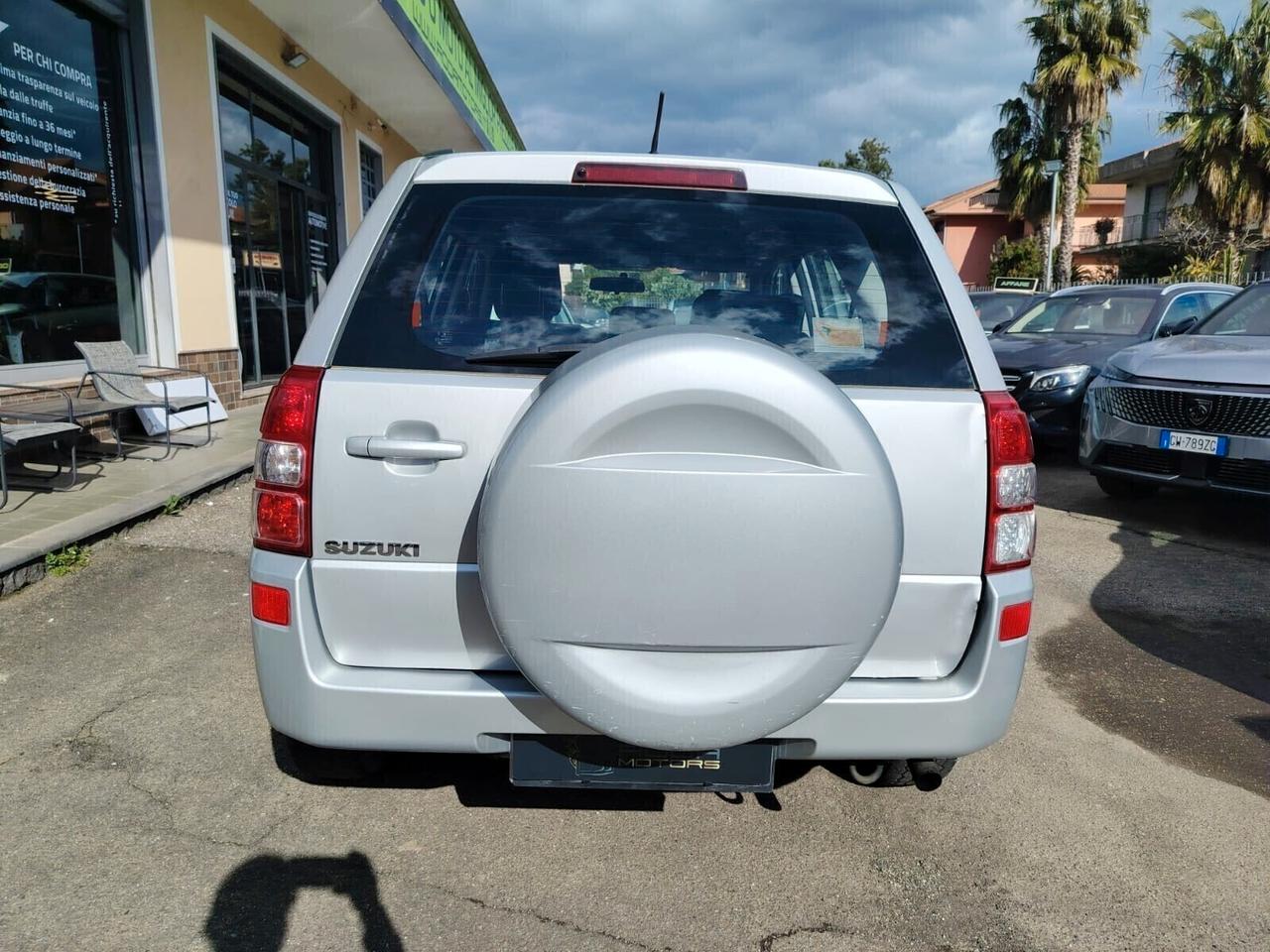 Suzuki Grand Vitara 1.9 DDiS 5 porte