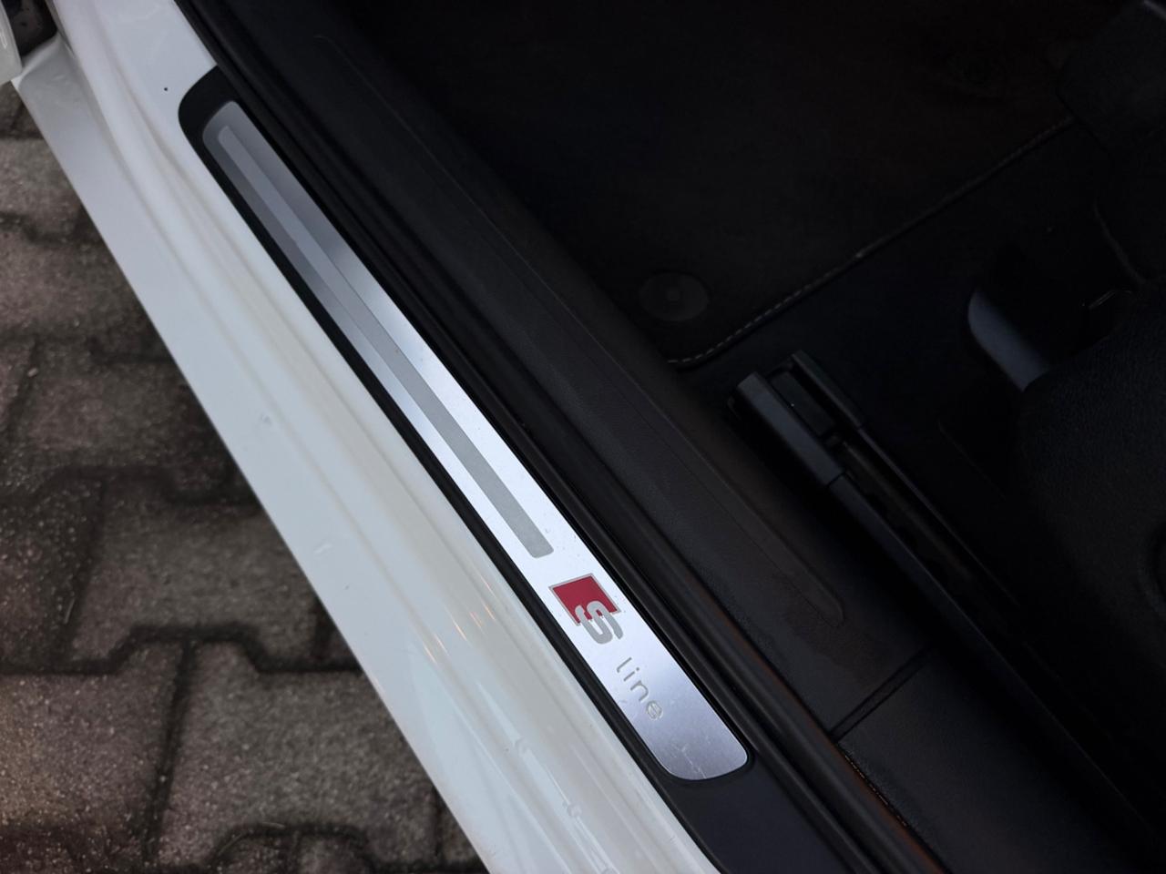 AUDI A4 AVANT 2.0 TDI S LINE – 143 CV AUTOMATICA