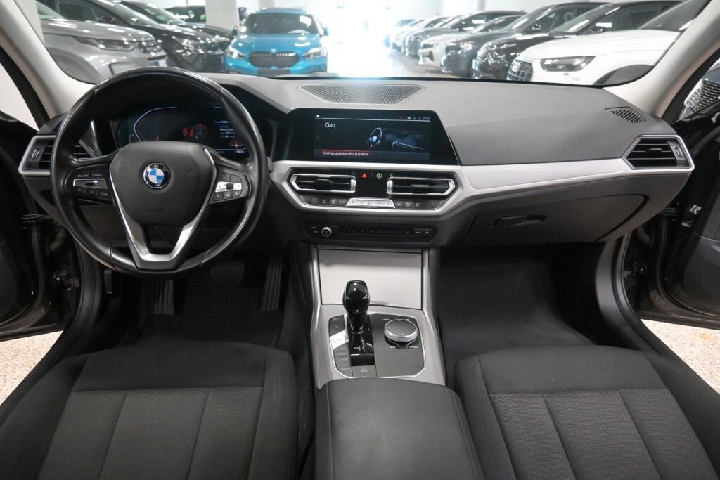 BMW 318D TOURING 150CV STEPTRONIC 48V BUSINESS ADVANTAGE ( FARI LED - BMW DIGITAL COCKPIT - CLIMA TRIZONA - CRUISE - NAVI - PDC )