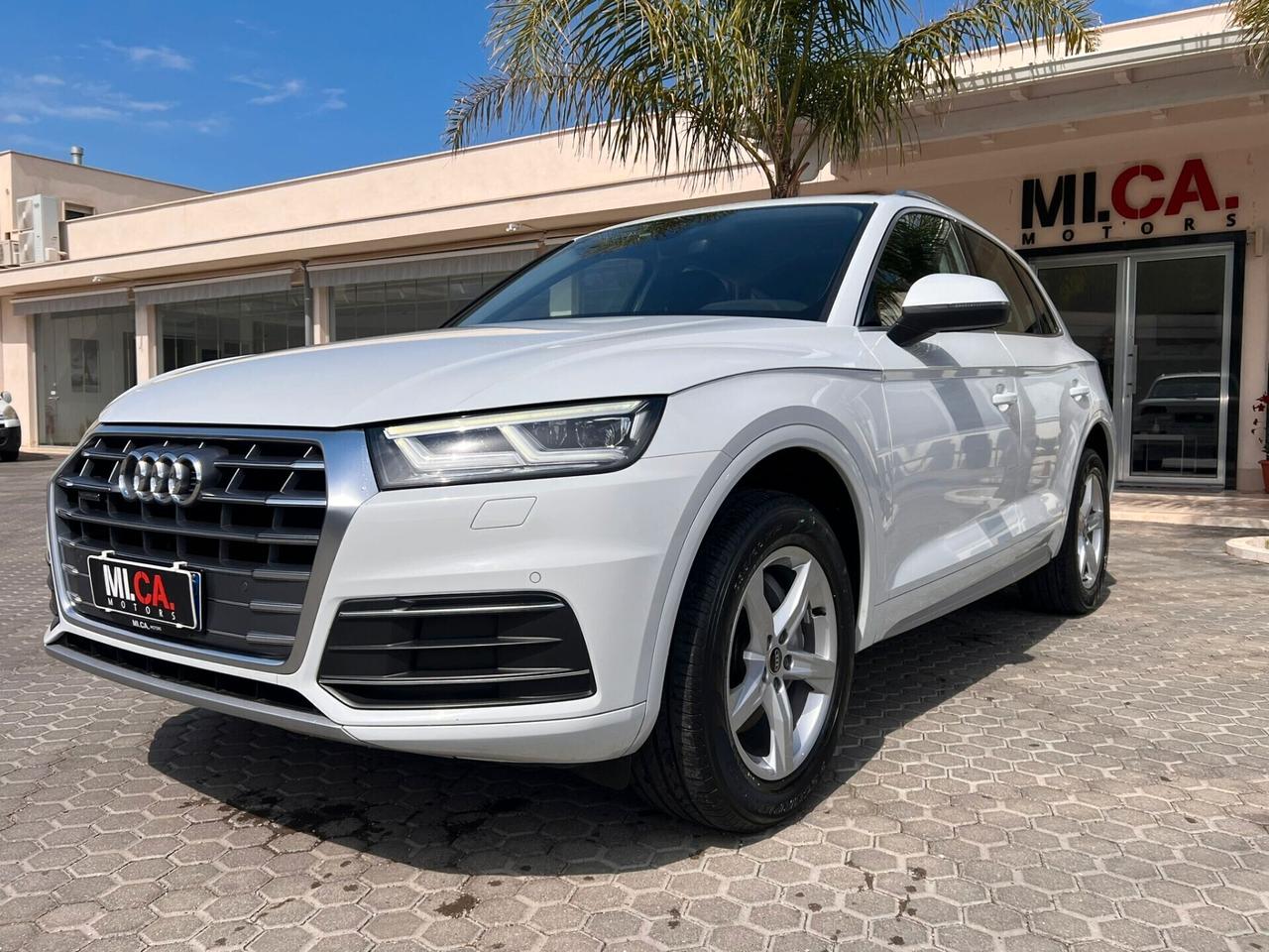 Audi Q5 40 TDI quattro S tronic Business Sport