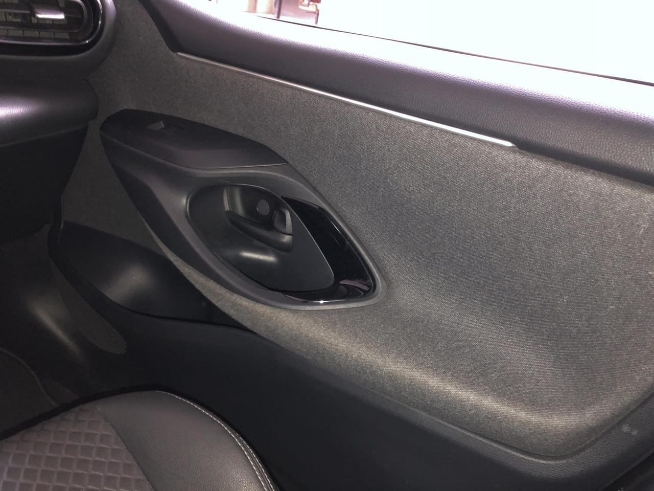 Toyota Yaris 1.5h Lounge