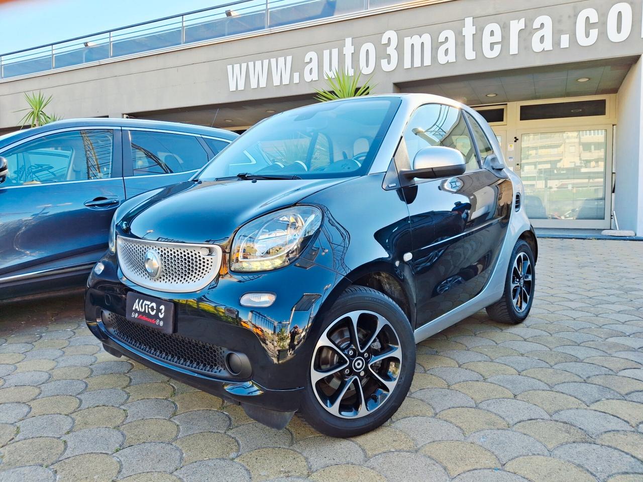 Smart ForTwo 1000 62 kW coupé passion
