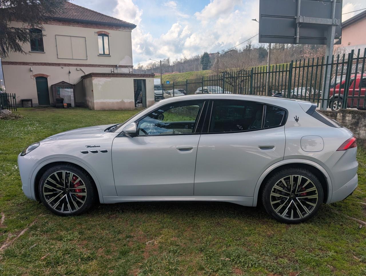 Maserati Grecale 2.0 MHEV Modena SUBENTRO NOLEGGIO LUNGO TERMINE
