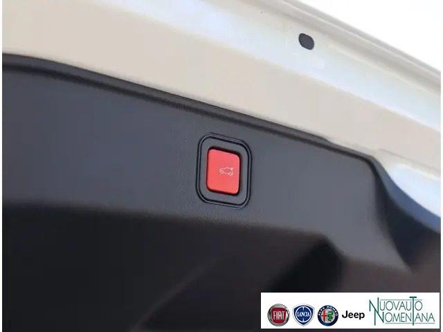 FIAT 600 Hybrid 110CV DCT6 MHEV La Prima NAVI / TELECAMERA