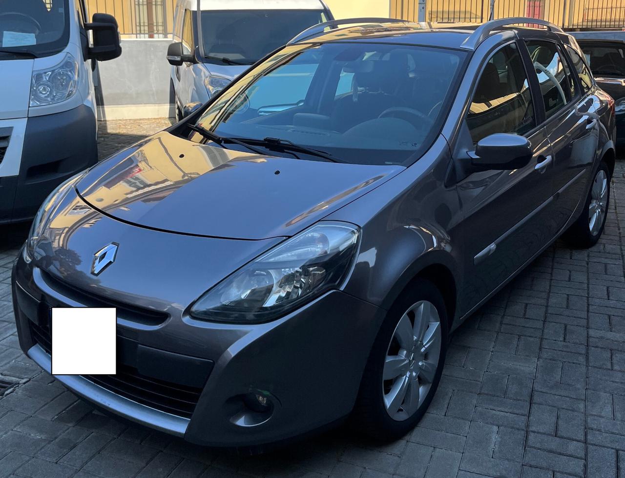Renault Clio 1.5 dCi 85CV SporTour Luxe - 2009
