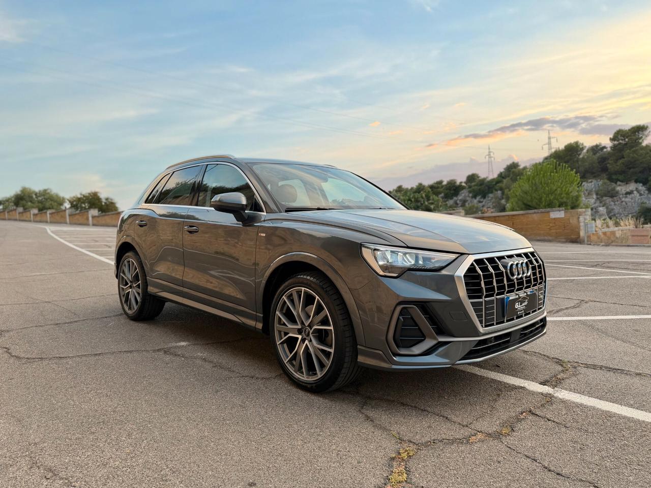 Audi Q3 S-LINE EDITION/2.0 150CV/ 20"/IVA ESPOSTA